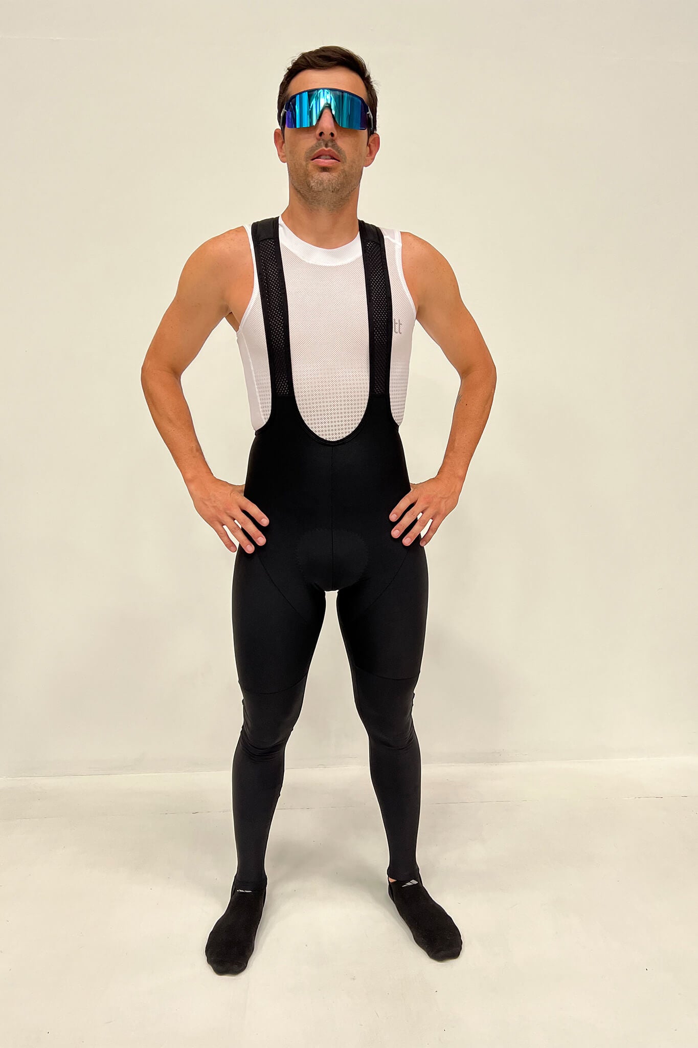 Bib Tight