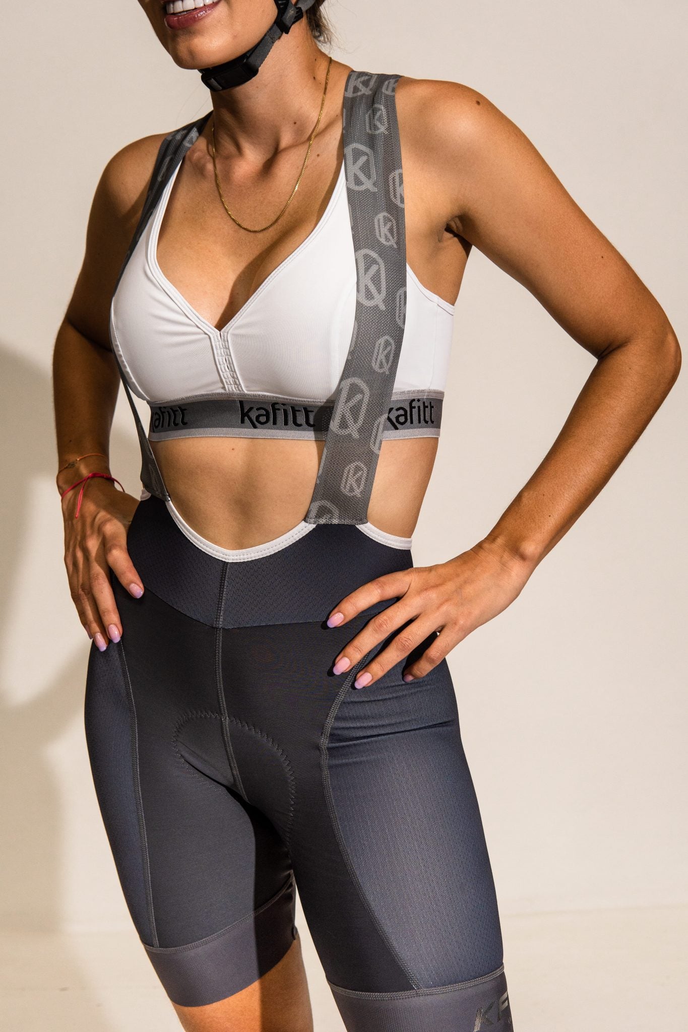 Pro-up Bib Gray