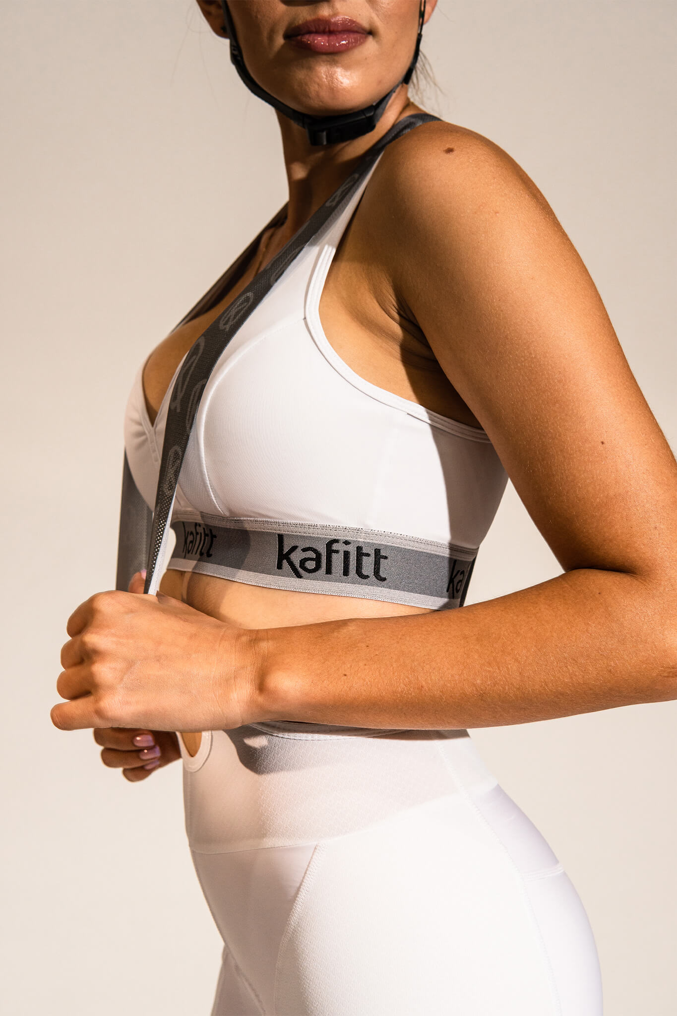 Pro-up Bib White