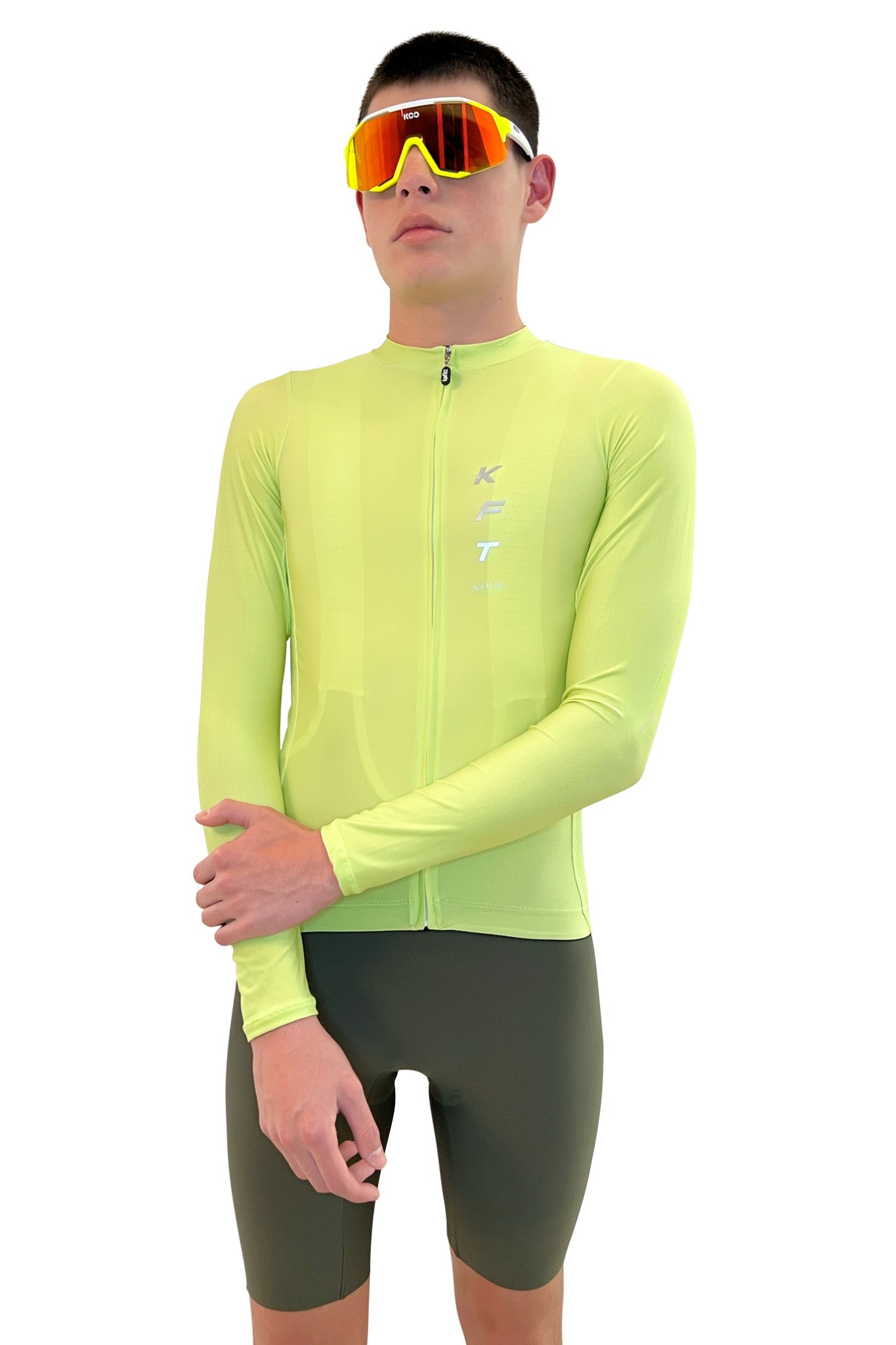 Model Faster Verde Florecer